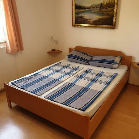 Apartmenthaus Fa Apartman