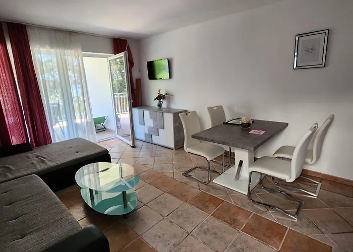 Apartmenthaus Fa * Ρόβινι