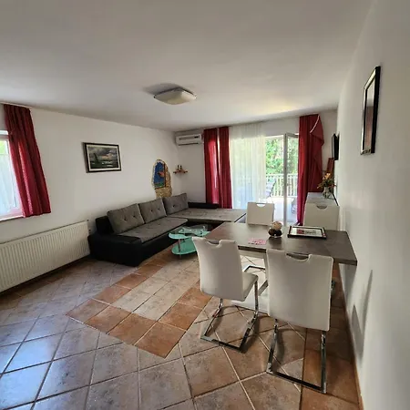 Apartmenthaus Fa * Rovinj