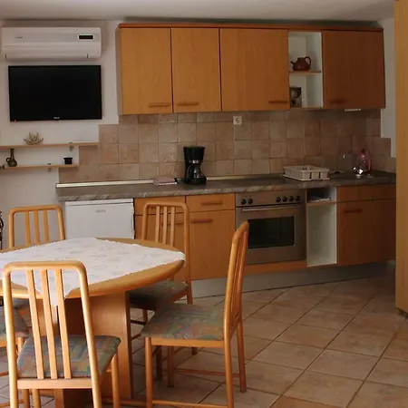 Apartmenthaus Fa Apartment