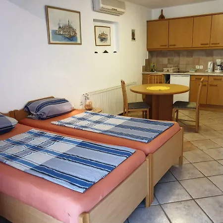 Apartmenthaus Fa